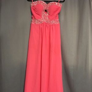 Coral Prom Dress. Size: SMALL